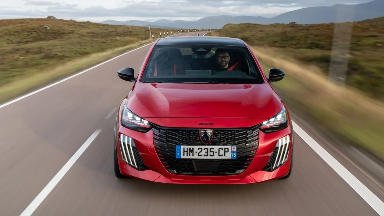 Peugeot E-208 GTi: Το χαμόγελο γύρισε ξανά