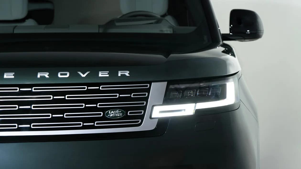 Αυτό είναι το νέο Range Rover Electric - Δείτε αυτονομία, φόρτιση ισχύ και τιμή