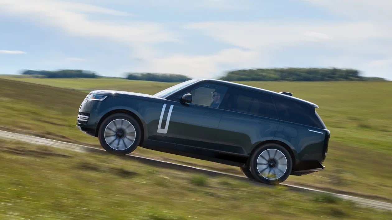 Αυτό είναι το νέο Range Rover Electric - Δείτε αυτονομία, φόρτιση ισχύ και τιμή