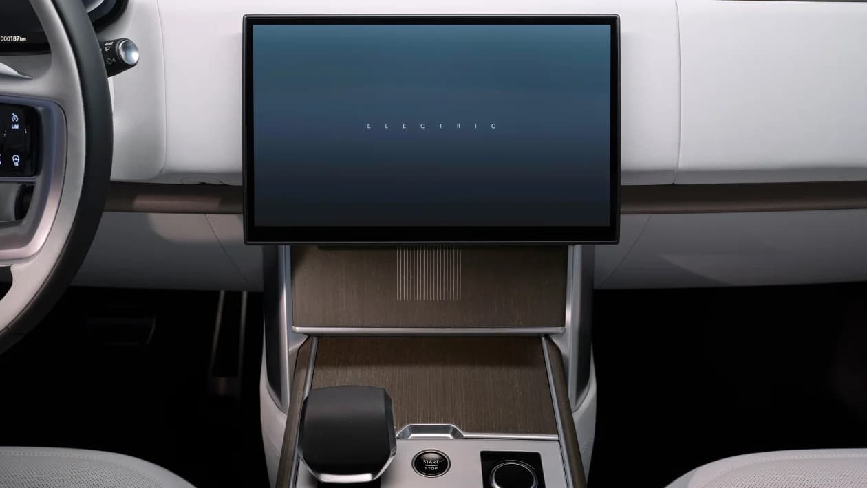 Αυτό είναι το νέο Range Rover Electric - Δείτε αυτονομία, φόρτιση ισχύ και τιμή