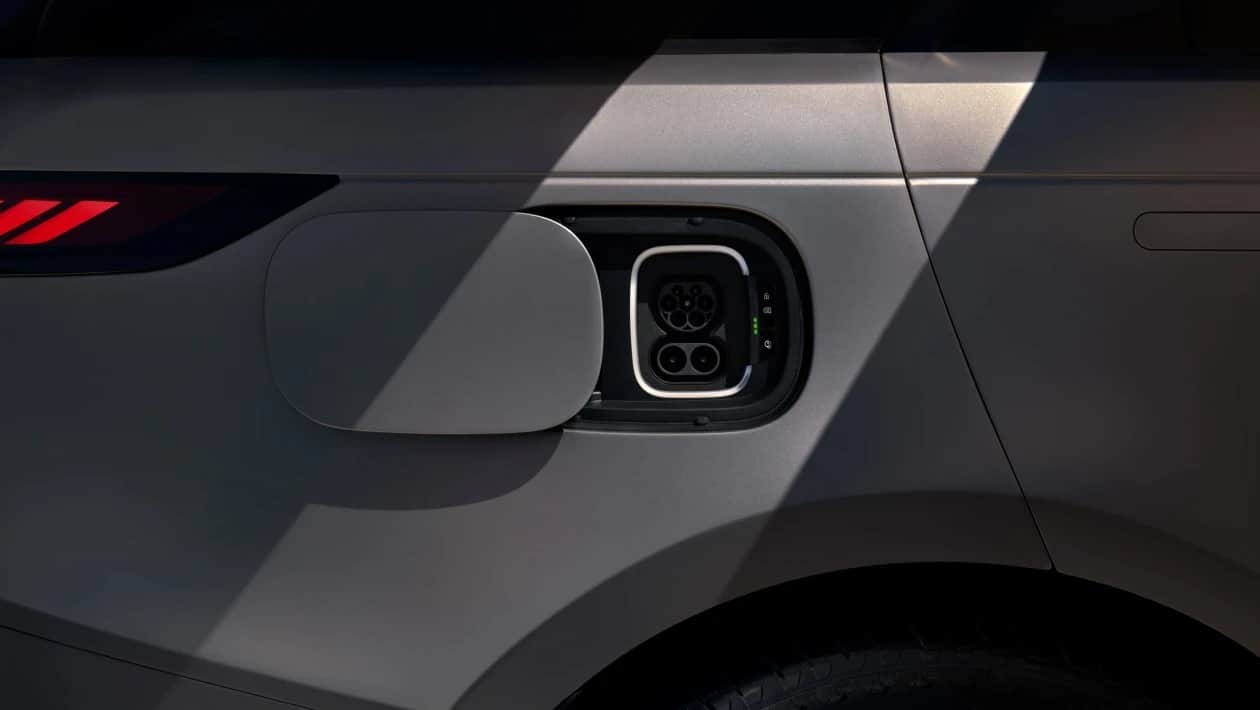 Range Rover Sport Electric: Το θηριώδες SUV γίνεται ηλεκτρικό