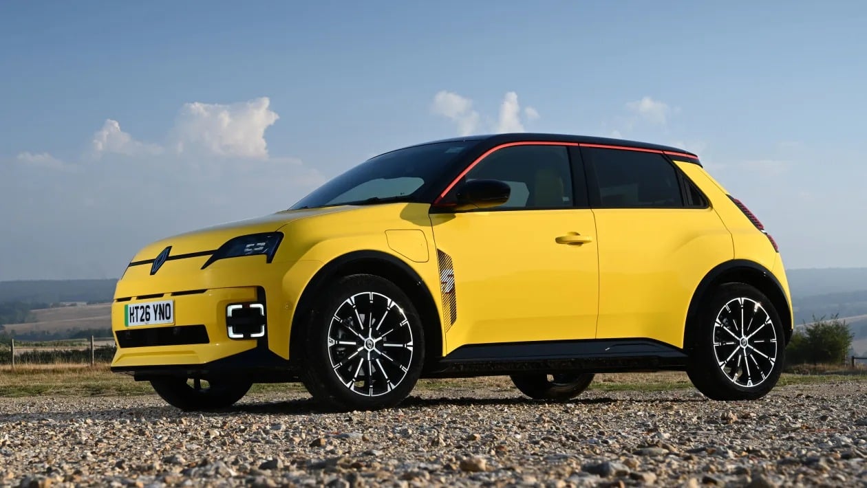 Cupra Raval vs Renault 5: Η «κόντρα» των ηλεκτρικών supermini