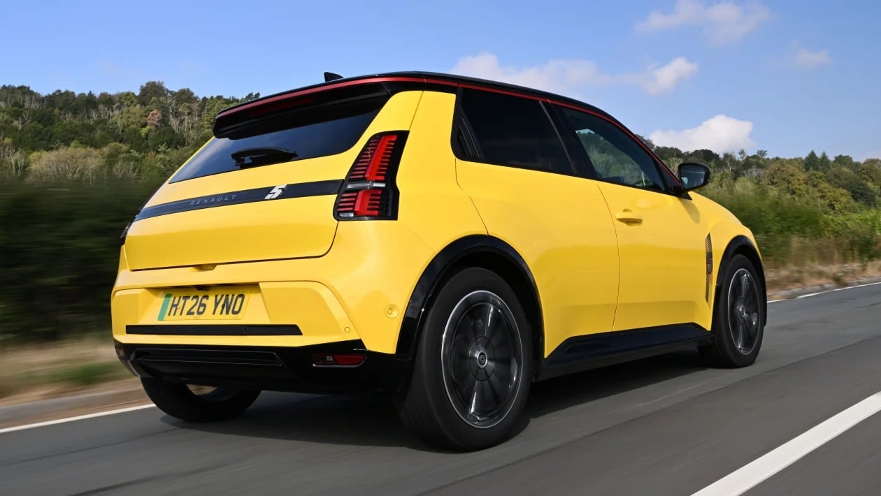 Cupra Raval vs Renault 5: Η «κόντρα» των ηλεκτρικών supermini