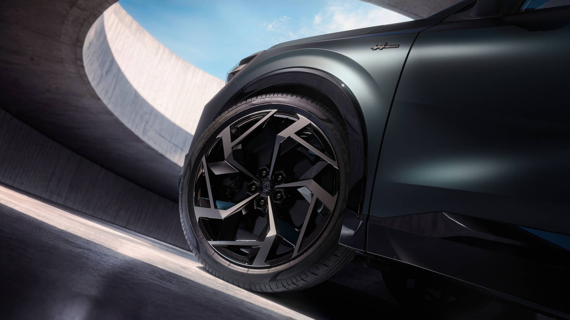 Renault Rafale Hypnotic: Η νέα έκδοση που μαγνητίζει τα βλέμματα