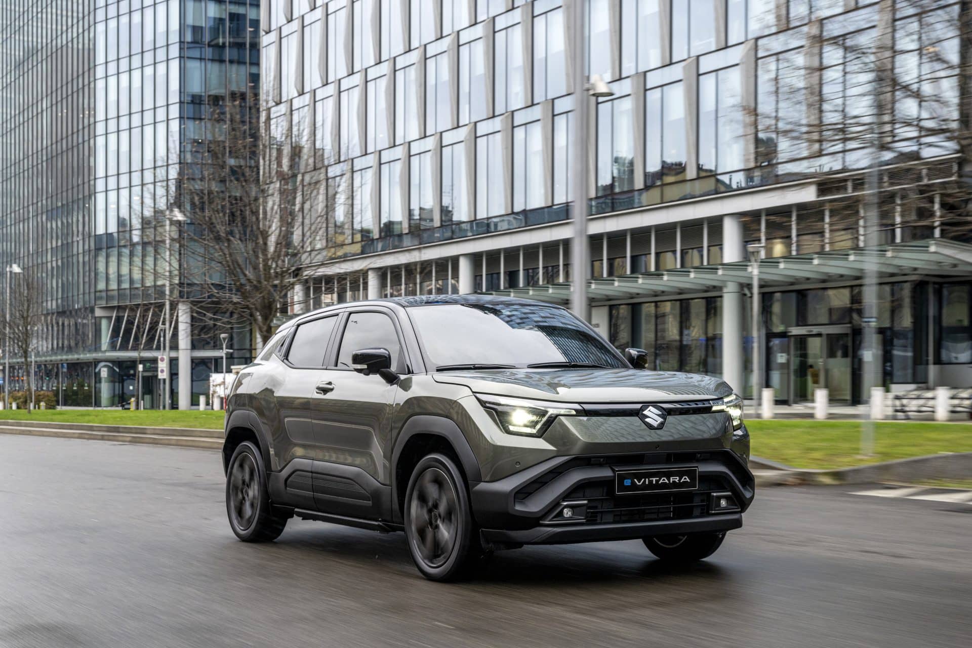 Η Suzuki παρουσιάζει το e VITARA