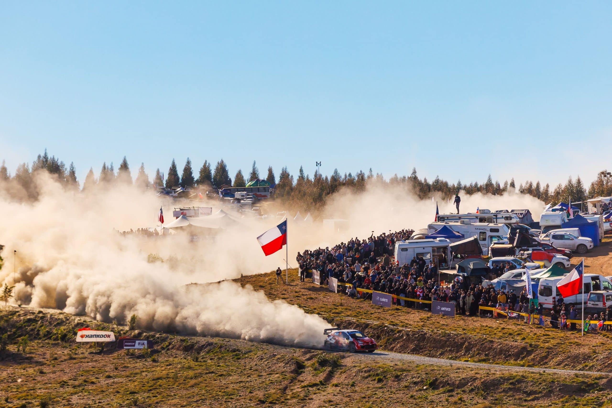 Η ομάδα TOYOTA GAZOO Racing γιορτάζει τον 10ο τίτλο της