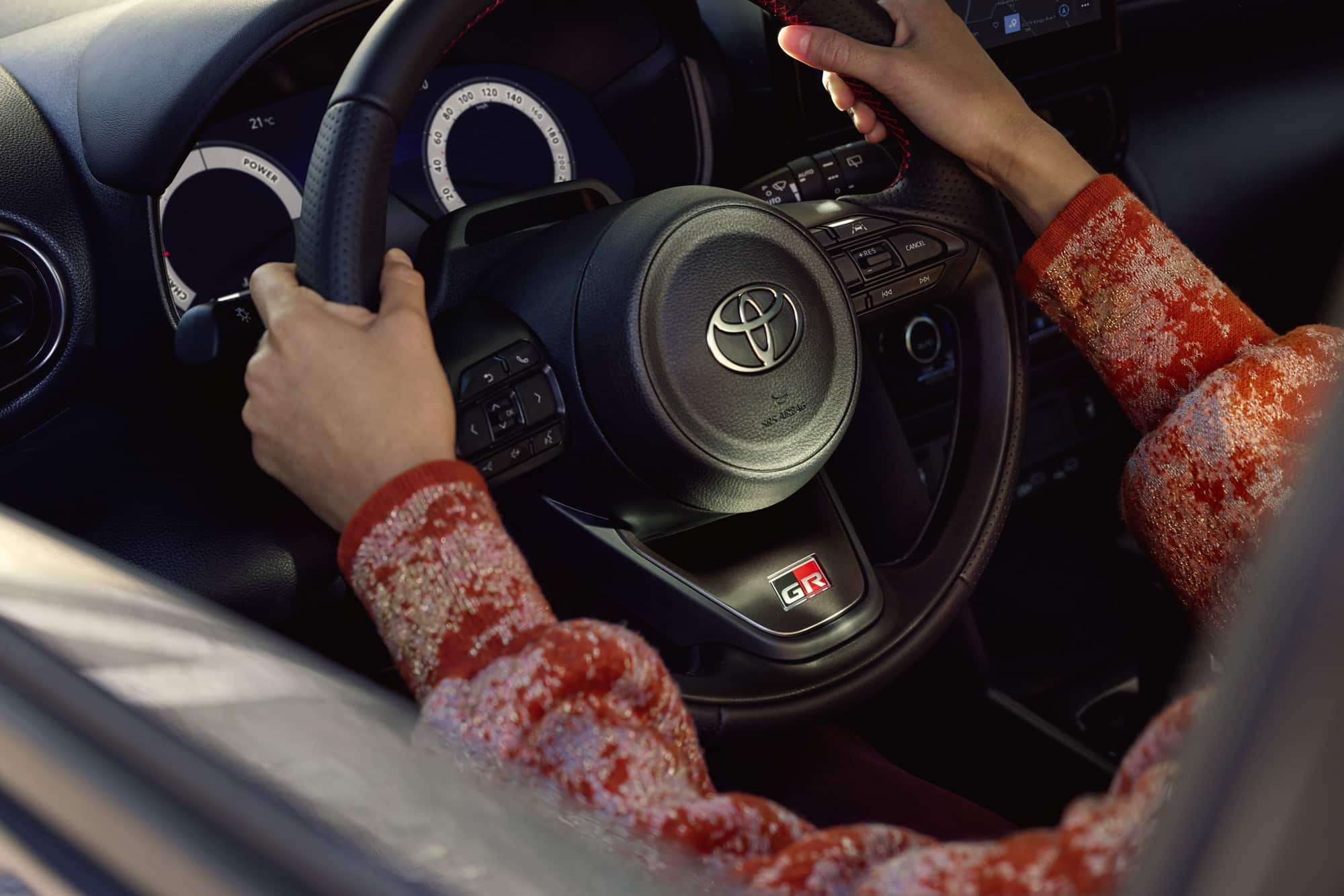 Νέο Yaris Cross: Το ευφυές και κορυφαίο σε πωλήσεις Full Hybrid Electric SUV