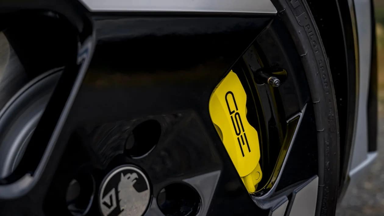 Opel Corsa GSE: Το ηλεκτρικό που βάζει φωτιά στα hot hatch