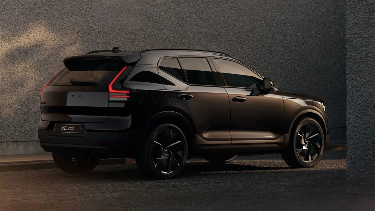 Το Volvo XC40 αλλάζει: Η μεγάλη αναβάθμιση που το κρατά στο παιχνίδι