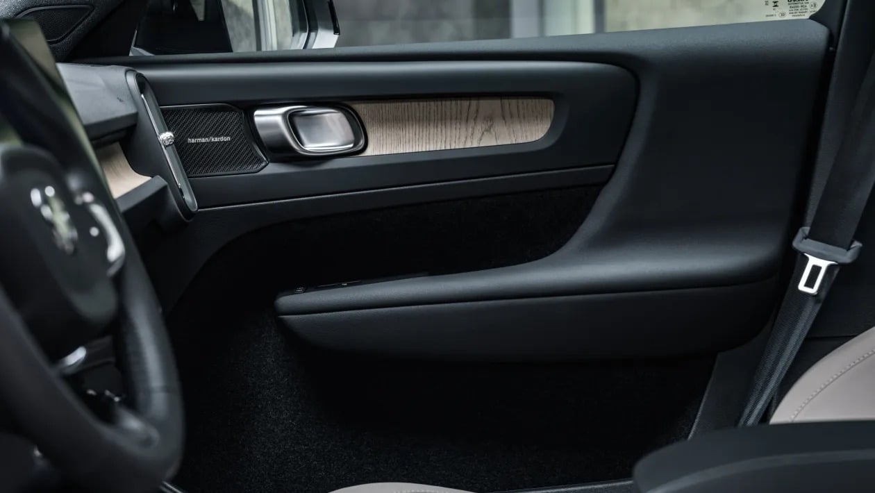 Το Volvo XC40 αλλάζει: Η μεγάλη αναβάθμιση που το κρατά στο παιχνίδι
