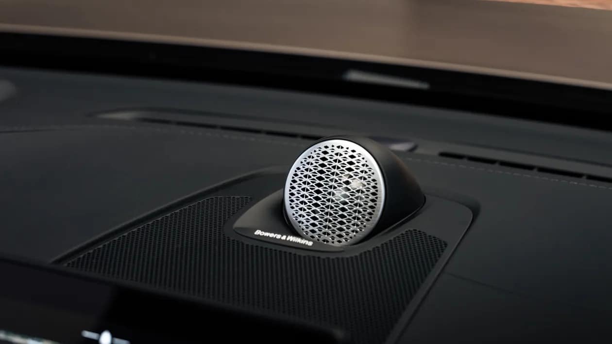 Νέο Volvo XC60 PHEV: Έως 200 χλμ. χωρίς να κάψει σταγόνα βενζίνης