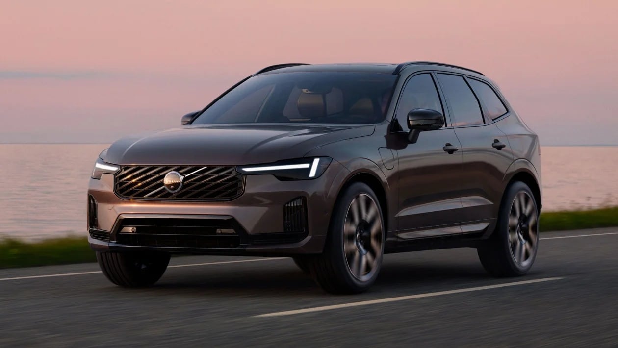 Νέο Volvo XC60 PHEV: Έως 200 χλμ. χωρίς να κάψει σταγόνα βενζίνης