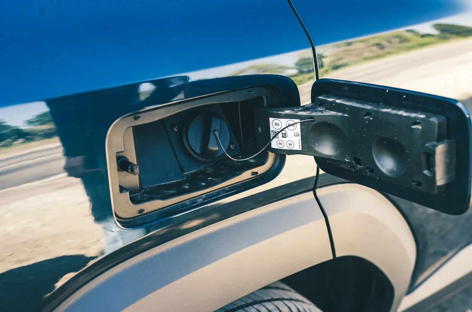 Dacia Bigster vs MG HS: Ποιο οικογενειακό SUV προσφέρει περισσότερα;