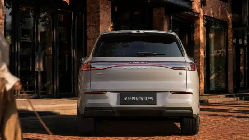 Αποκαλύφθηκε το ολοκαίνουργιο Geely EX5 με 329 PS