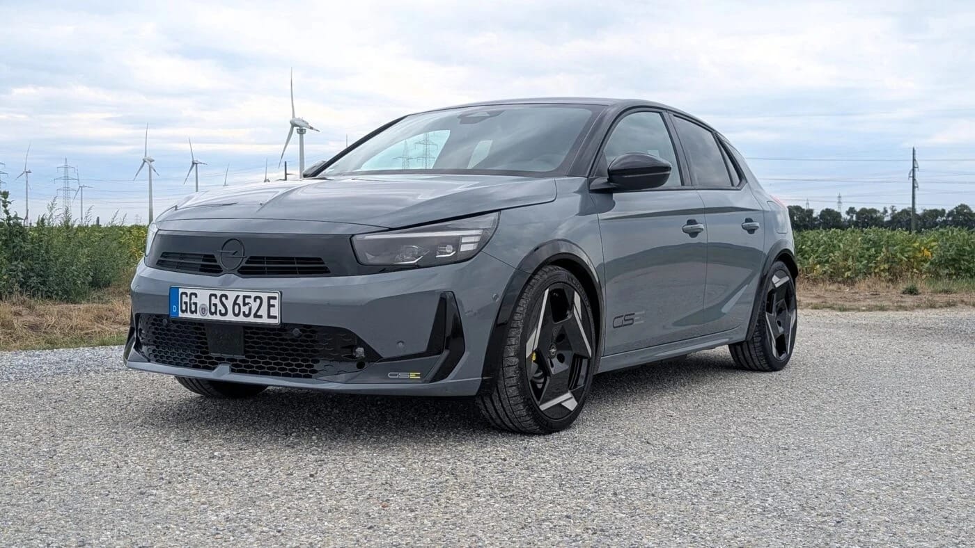 Το πιο γρήγορο Opel παραγωγής είναι ηλεκτρικό και μοιράζει χαμόγελα