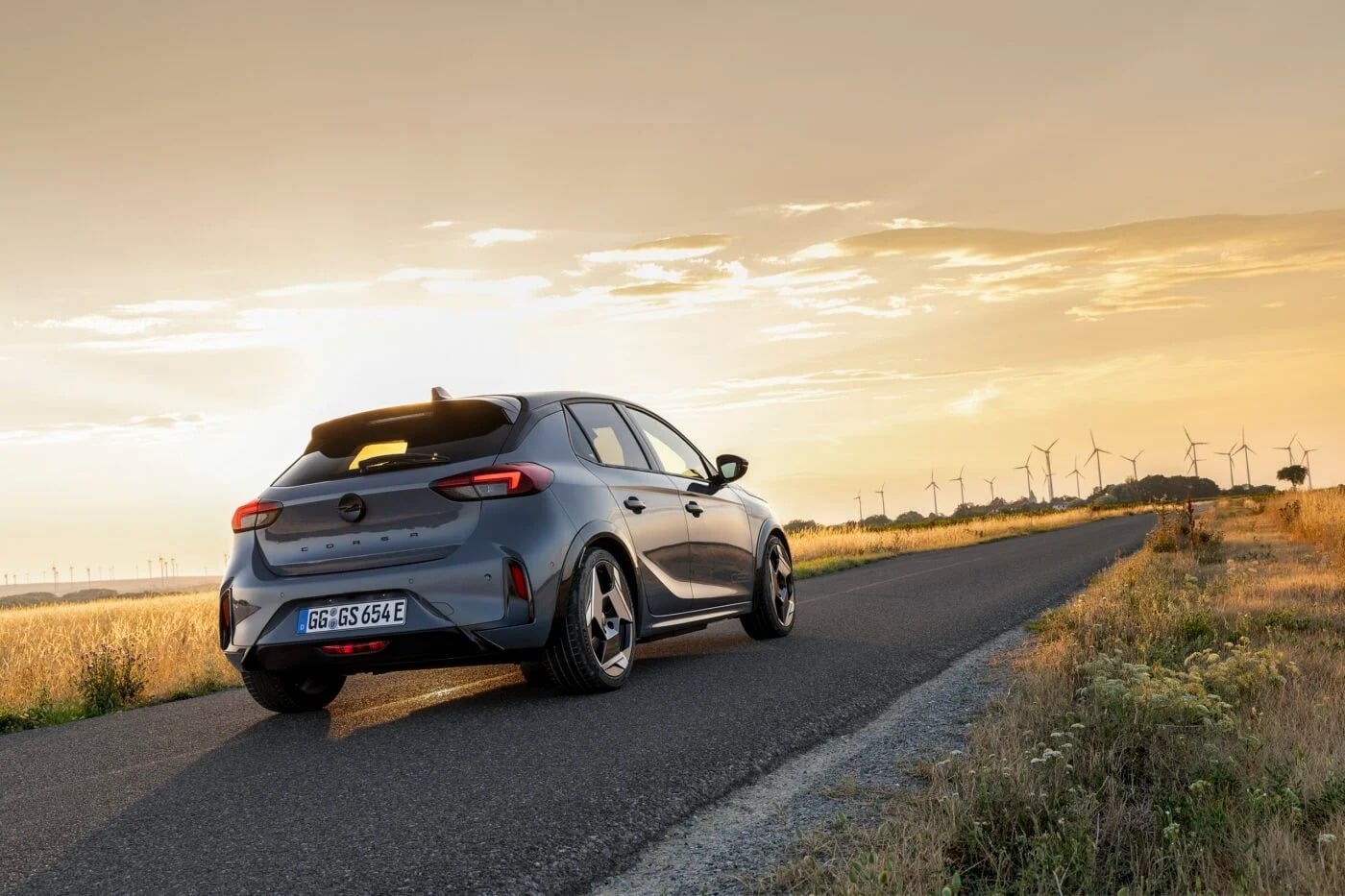 Το πιο γρήγορο Opel παραγωγής είναι ηλεκτρικό και μοιράζει χαμόγελα