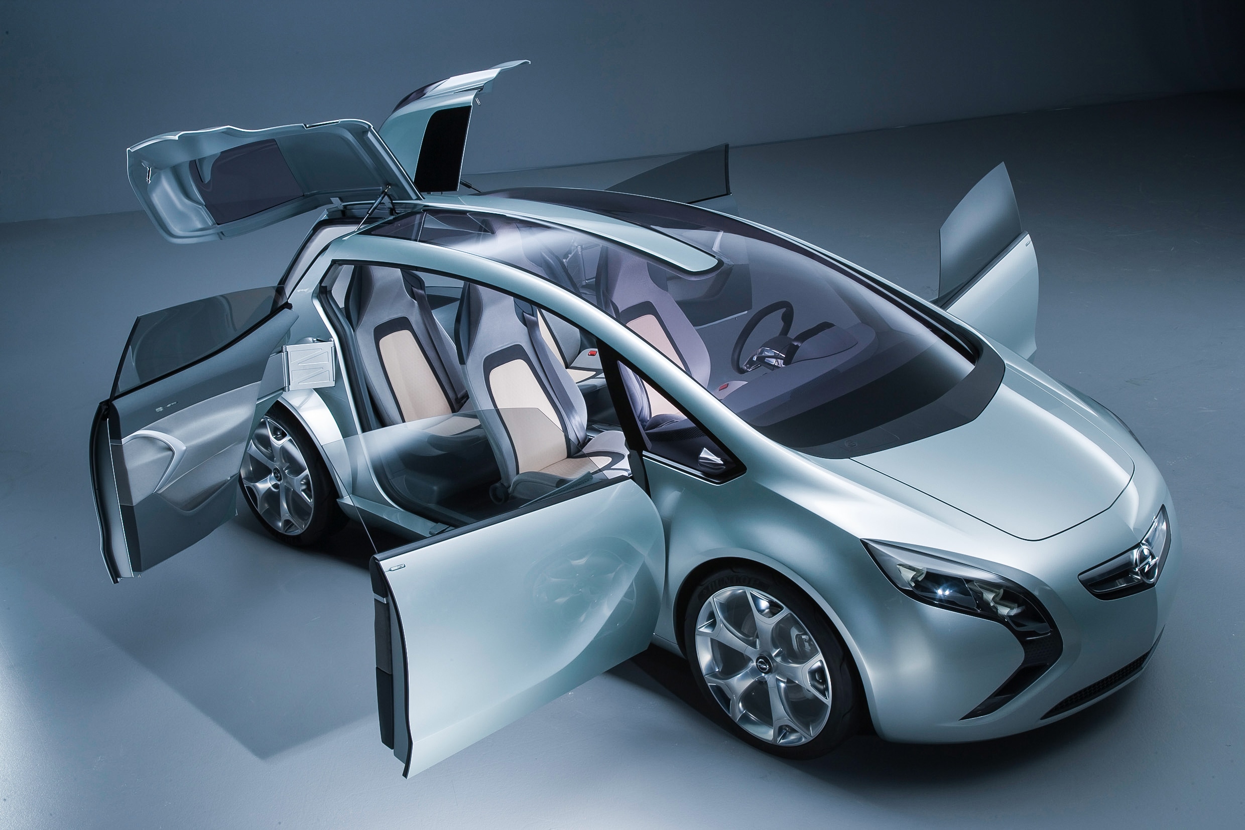 Opel: Εξήντα χρόνια πρωτοπορίας στην ηλεκτροκίνηση