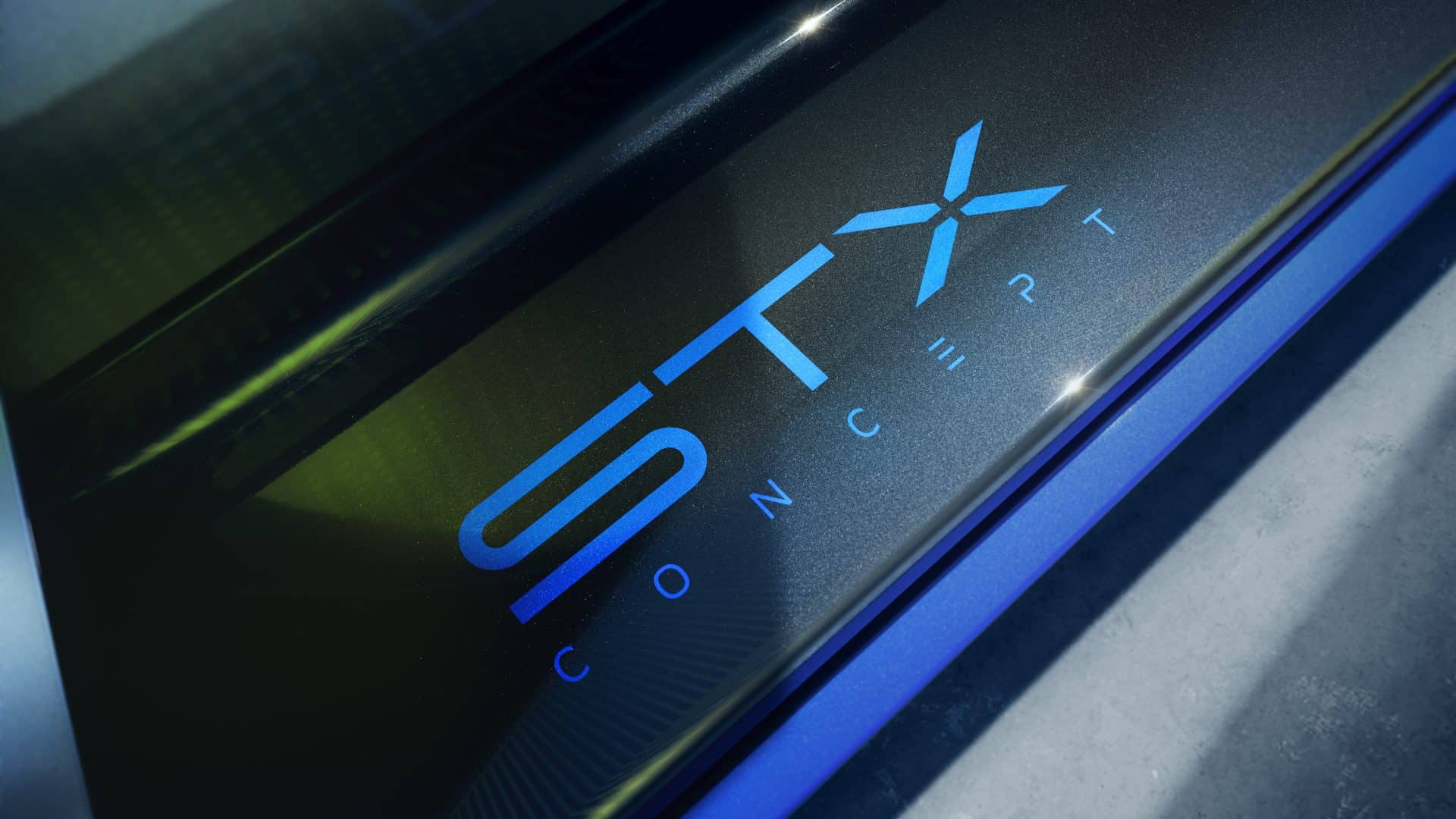 Opel STX Concept: Η Opel αποκαλύπτει το όνομα του νέου της πρωτοποριακού concept car