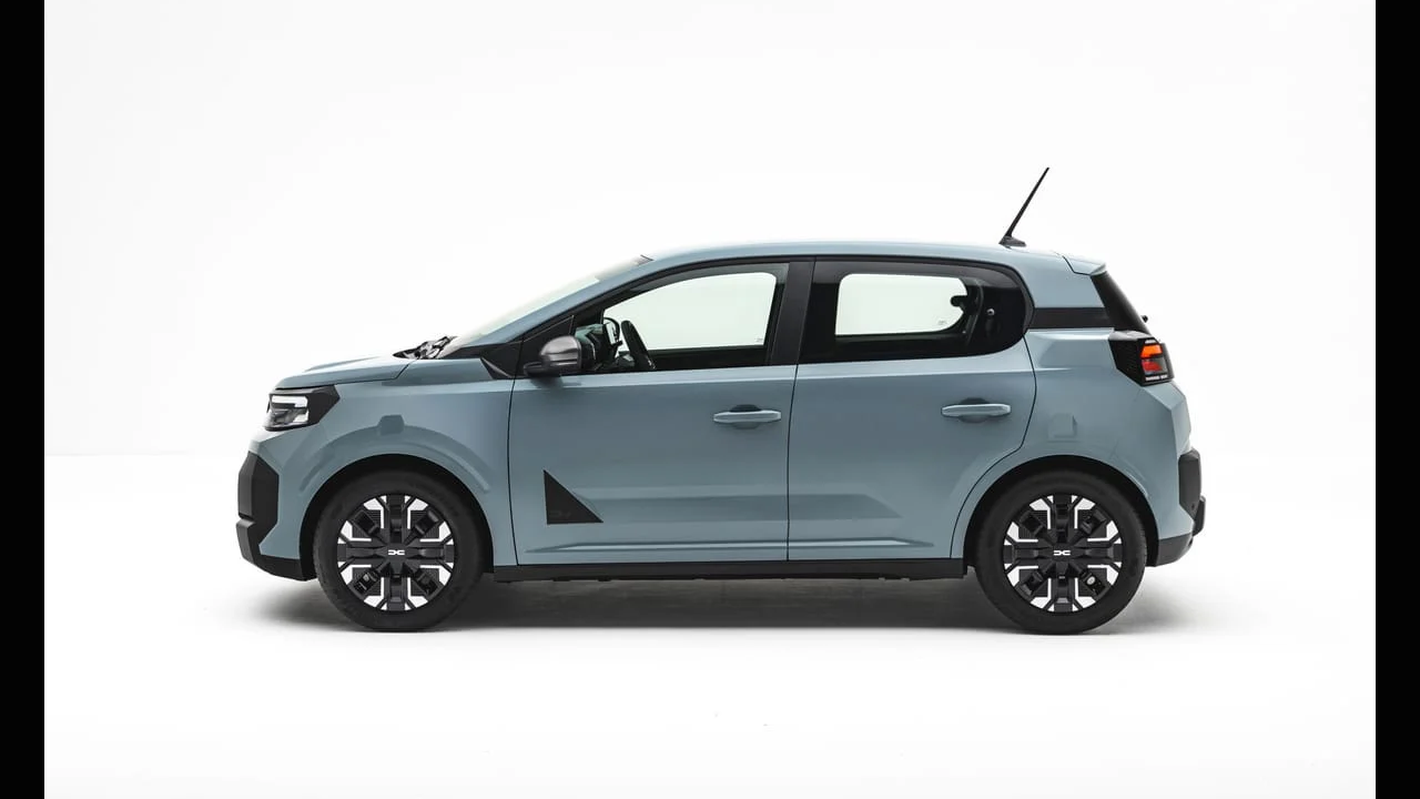 Ποιές είναι οι διαφορές μεταξύ του Renault Twingo, του Dacia Spring και του Nissan Pixo;