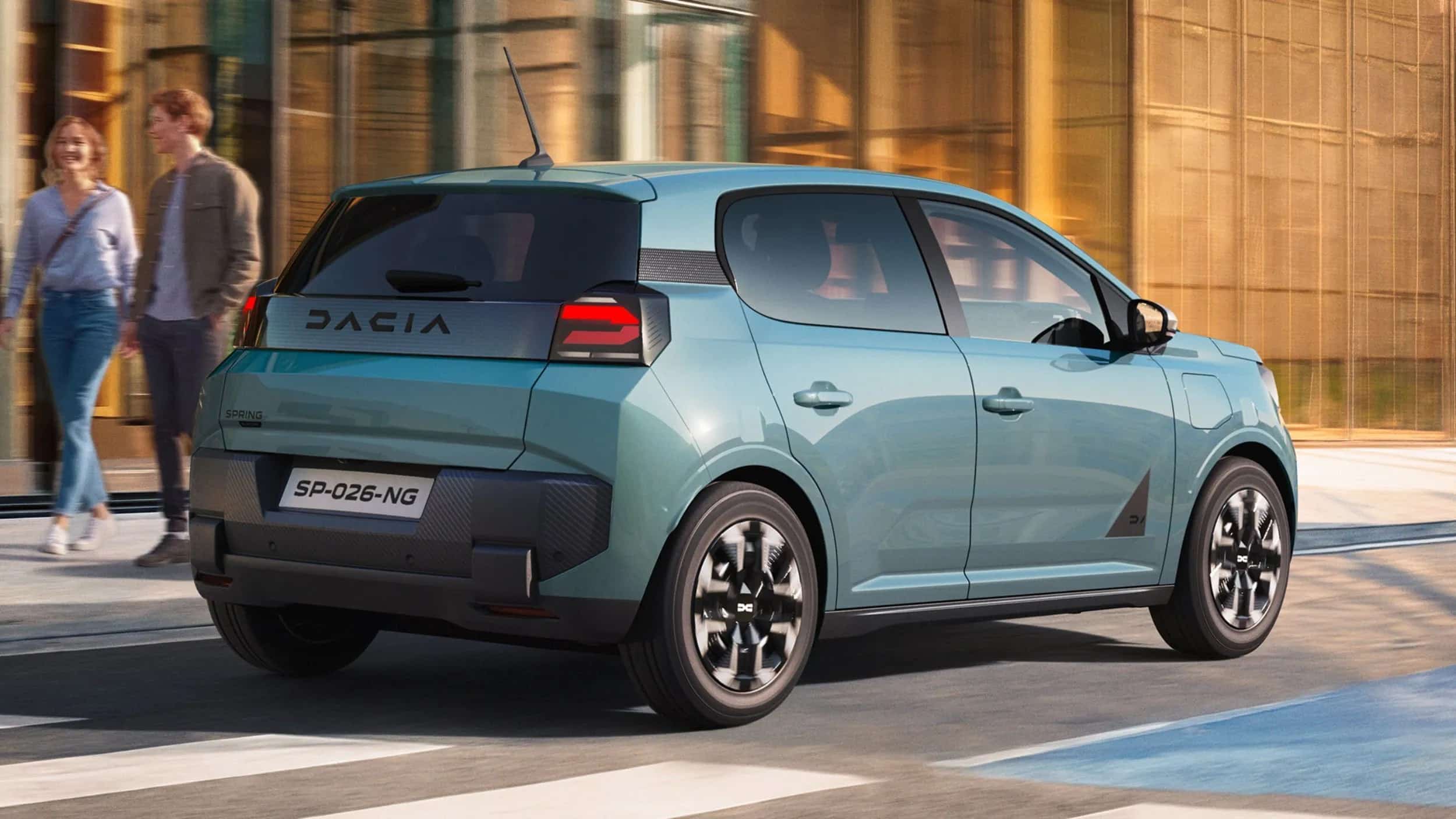 Το Dacia Spring έγινε sport και τραβά όλα τα βλέμματα