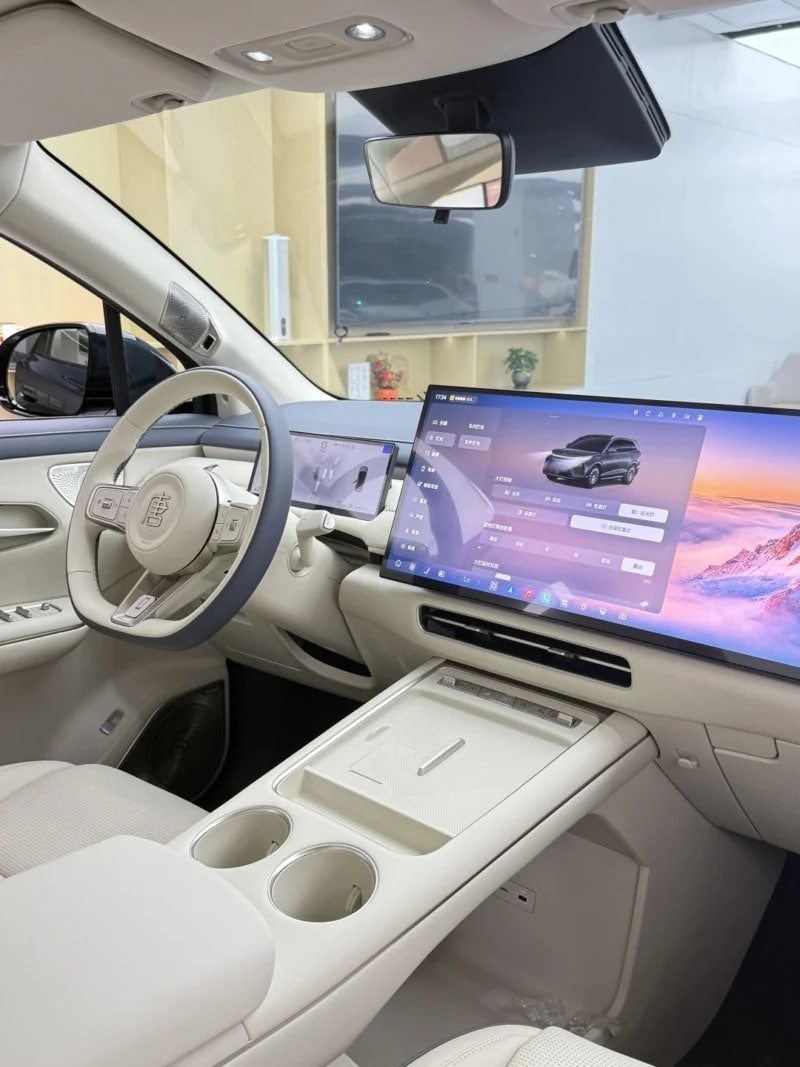 BYD Tang EV: Νέο ηλεκτρικό SUV με 691 PS, 850 χλμ. και φόρτιση σε 9'