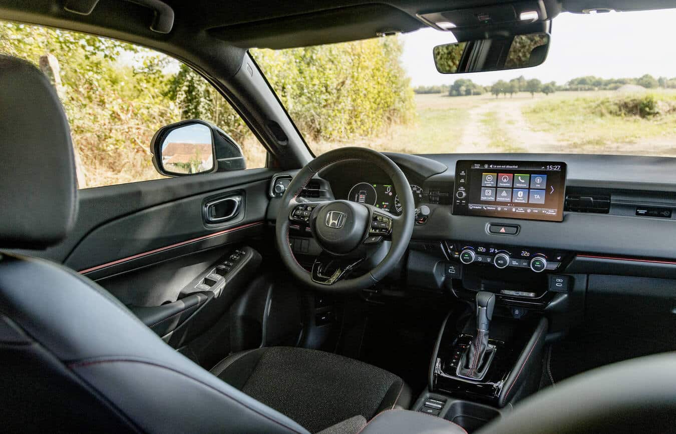 Η Honda αλλάζει το παιχνίδι στα υβριδικά της Civic και HR-V