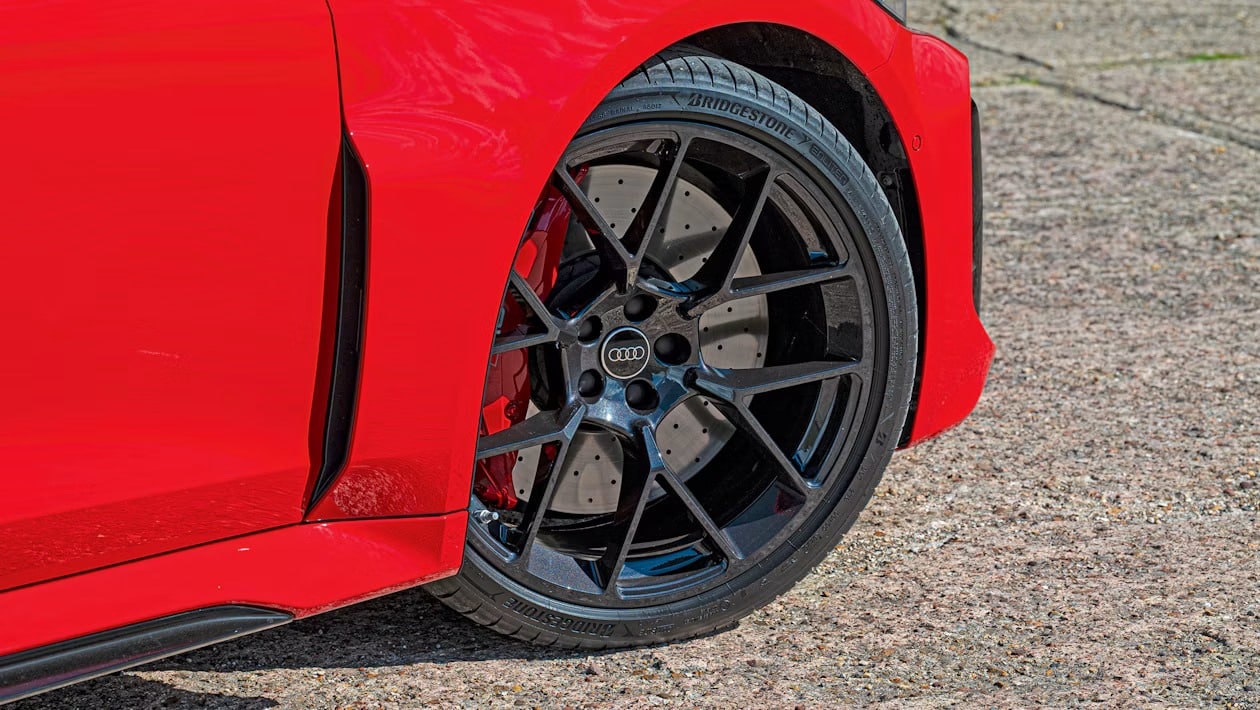 BMW M3 Touring εναντίον Audi RS 5 Avant: Τα απόλυτα γρήγορα station wagon έρχονται αντιμέτωπα
