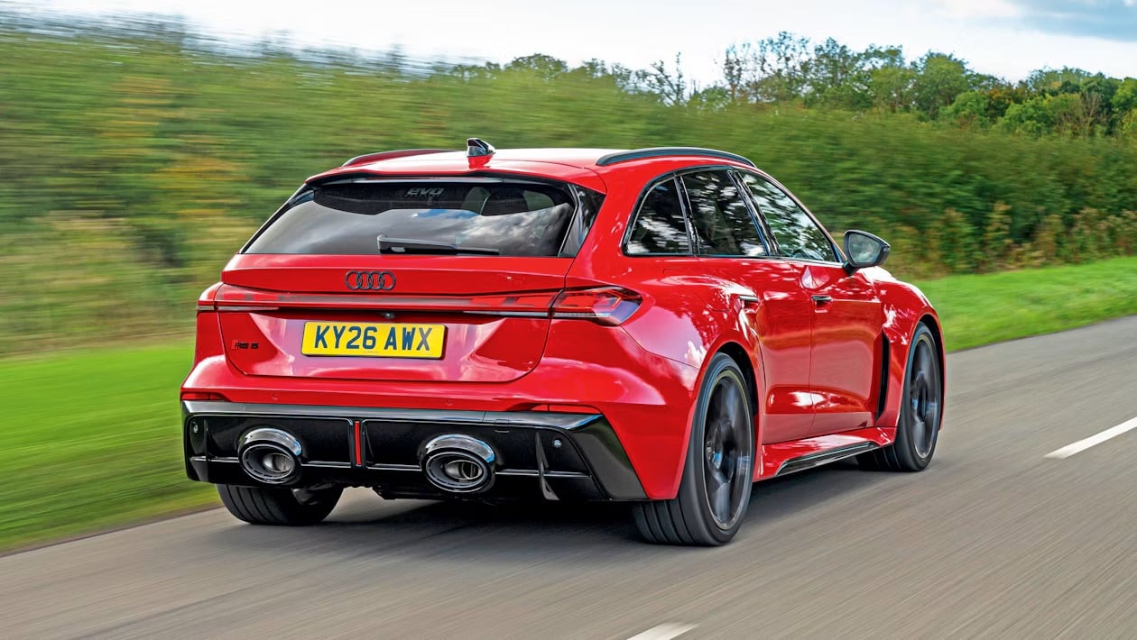 BMW M3 Touring εναντίον Audi RS 5 Avant: Τα απόλυτα γρήγορα station wagon έρχονται αντιμέτωπα