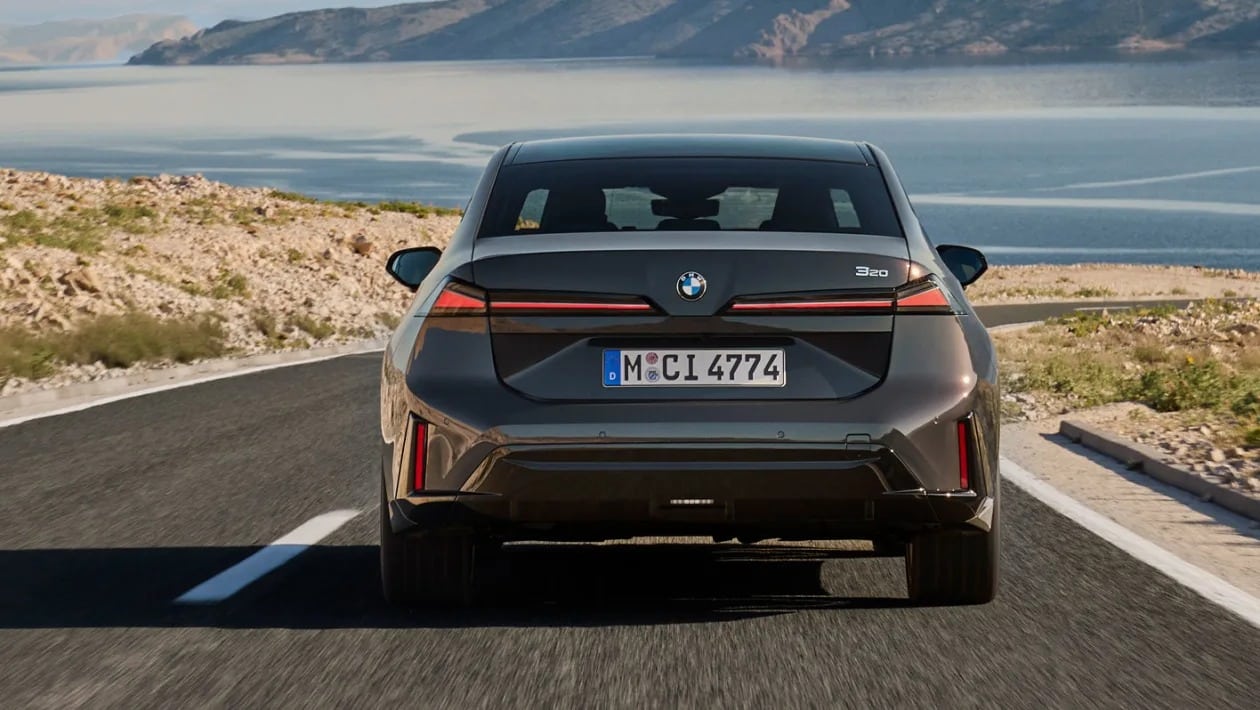 Η νέα BMW σειρά 3 είναι «κτήνος» : 443 PS, 4,1’’ και Drift Mode!