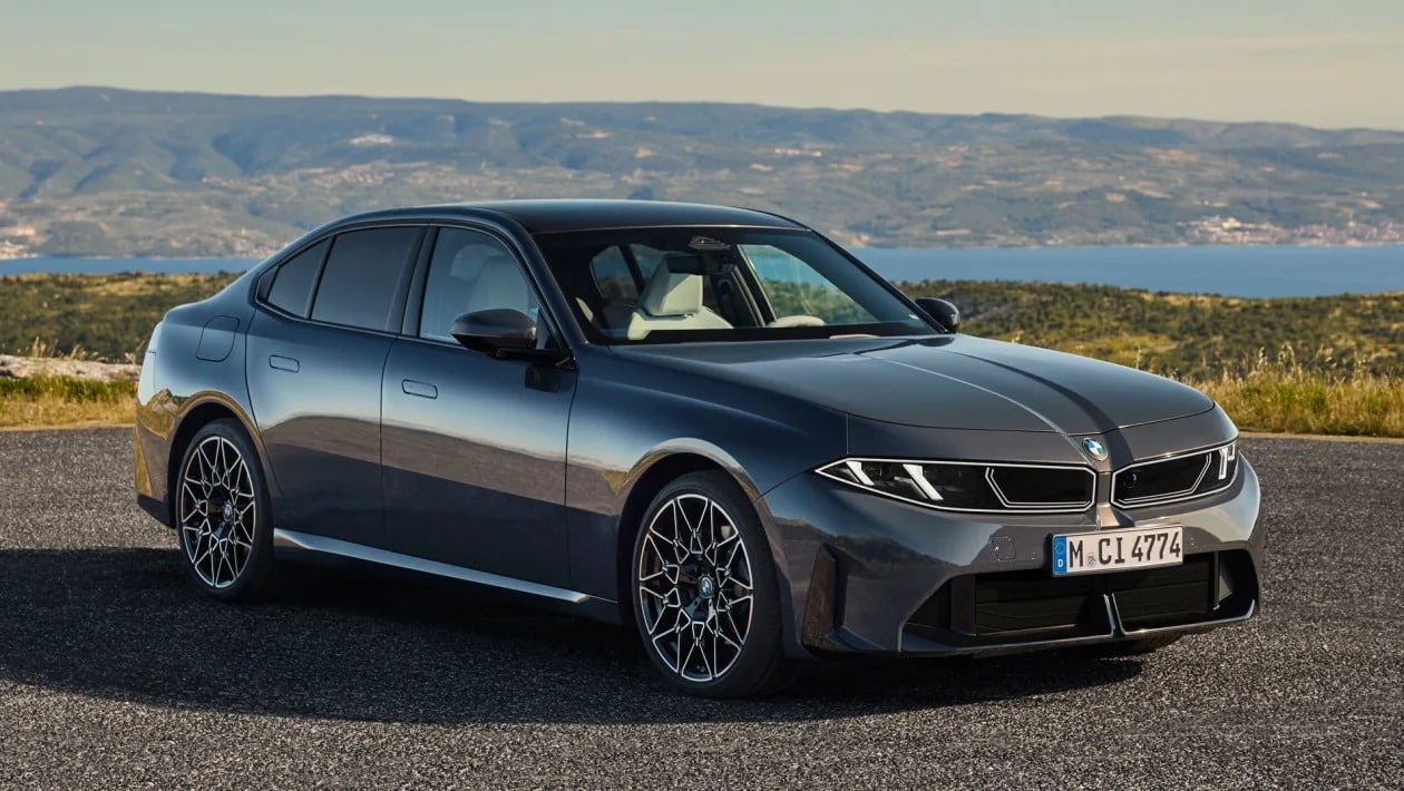 Η νέα BMW σειρά 3 είναι «κτήνος» : 443 PS, 4,1’’ και Drift Mode!
