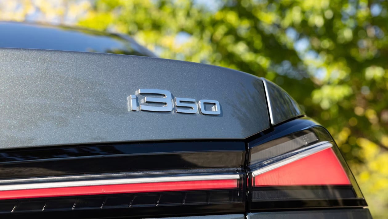 BMW i3: Αυτή η ηλεκτρική Σειρά 3 ξεπερνά τα 900 χιλιόμετρα!