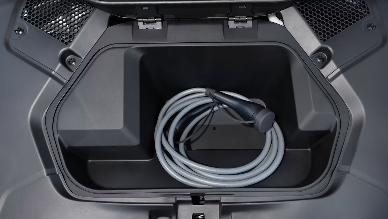 BMW i3: Αυτή η ηλεκτρική Σειρά 3 ξεπερνά τα 900 χιλιόμετρα!