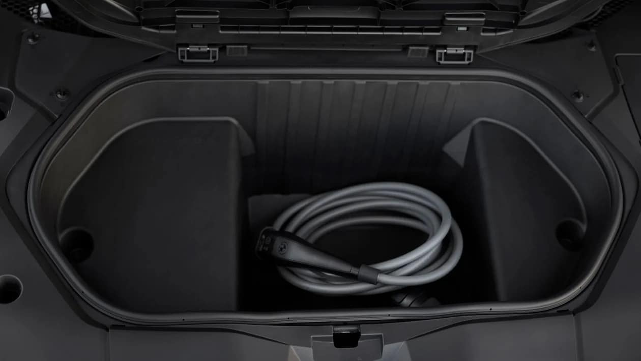 Η ολοκαίνουργια BMW iX4 φτάνει με 800 χλμ. και έως 604 ίππους