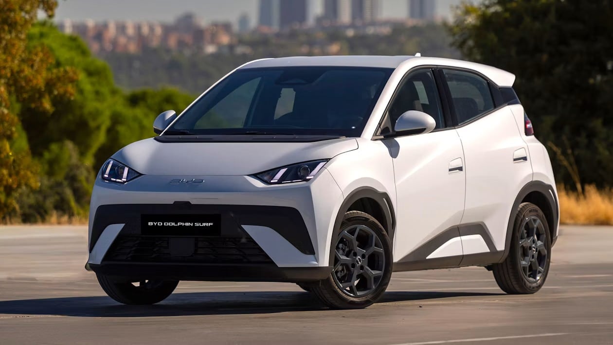 BYD Dolphin Surf: Μόλις έναν χρόνο μετά, αλλάζει εκεί που δεν το περιμένεις