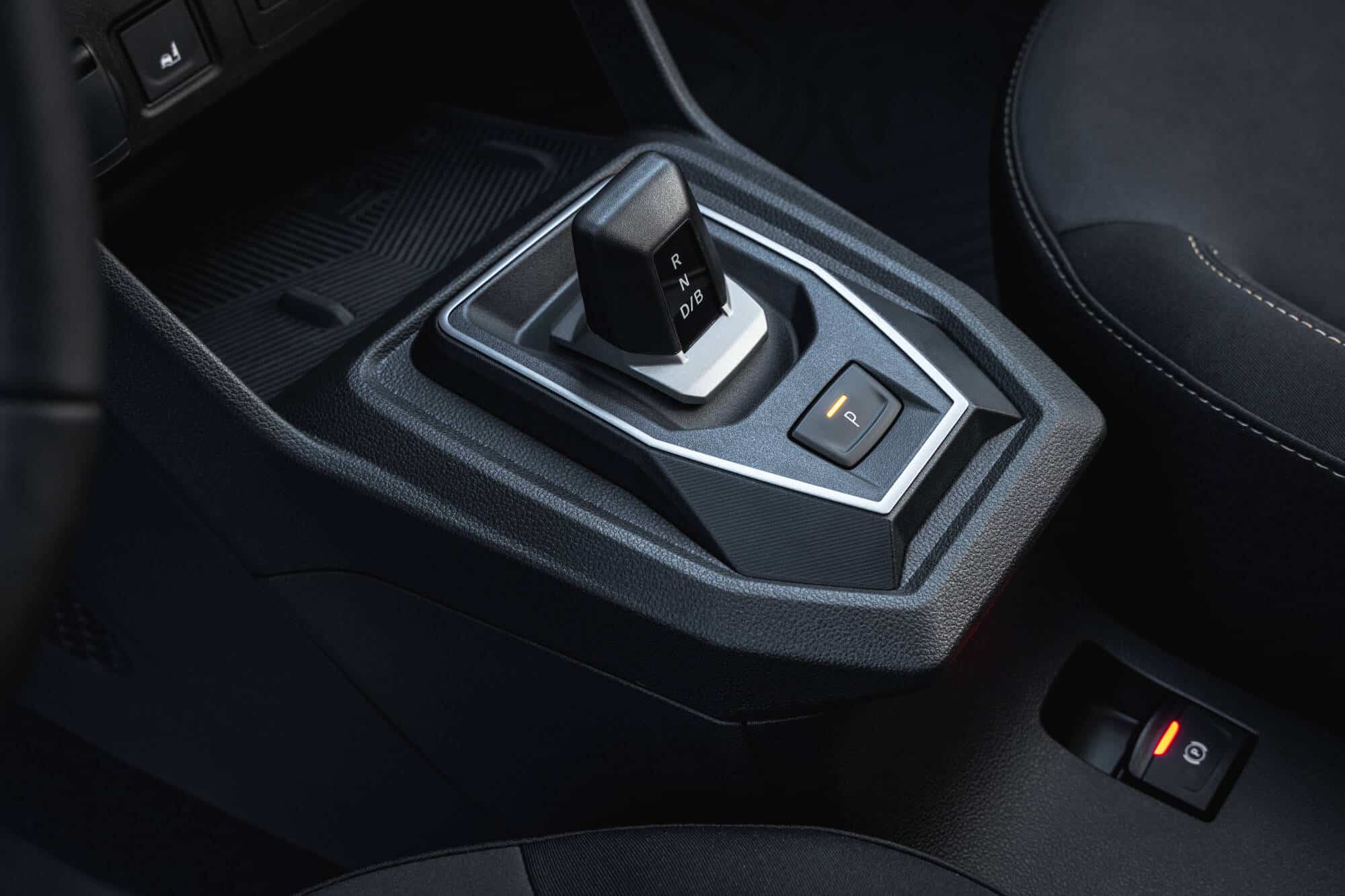 Dacia: Tα νέα υβριδικά SANDERO STEPWAY και JOGGER στην Ελλάδα - Τιμές