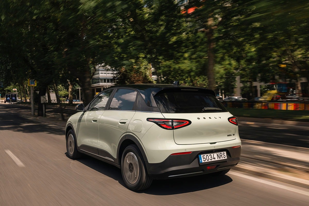 Geely E2: Πόσο καλός είναι ο Κινέζος αντίπαλος του Renault 5 E-Tech;