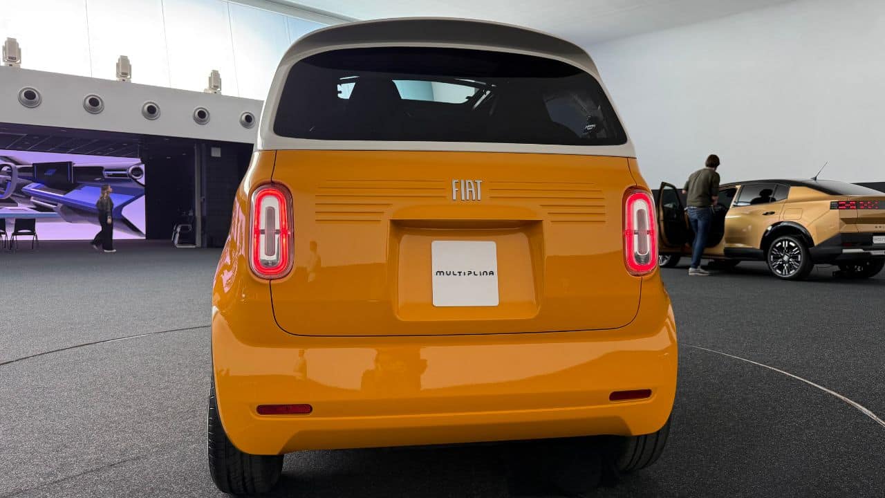 Fiat Multiplina: Το ηλεκτρικό αυτοκίνητο των 3 μέτρων που χωρά 4 άτομα!