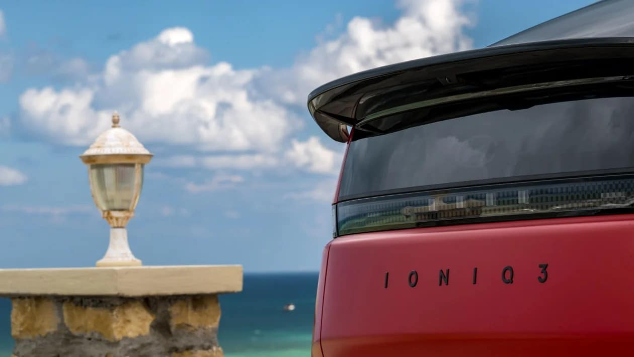 Hyundai Ioniq 3: Το νέο ηλεκτρικό που βάζει δύσκολα στο Renault 5