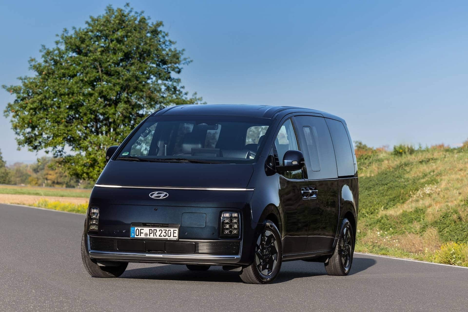 Hyundai Staria Electric: Το premium ηλεκτρικό βαν με 430 χλμ και φόρτιση σε 20'