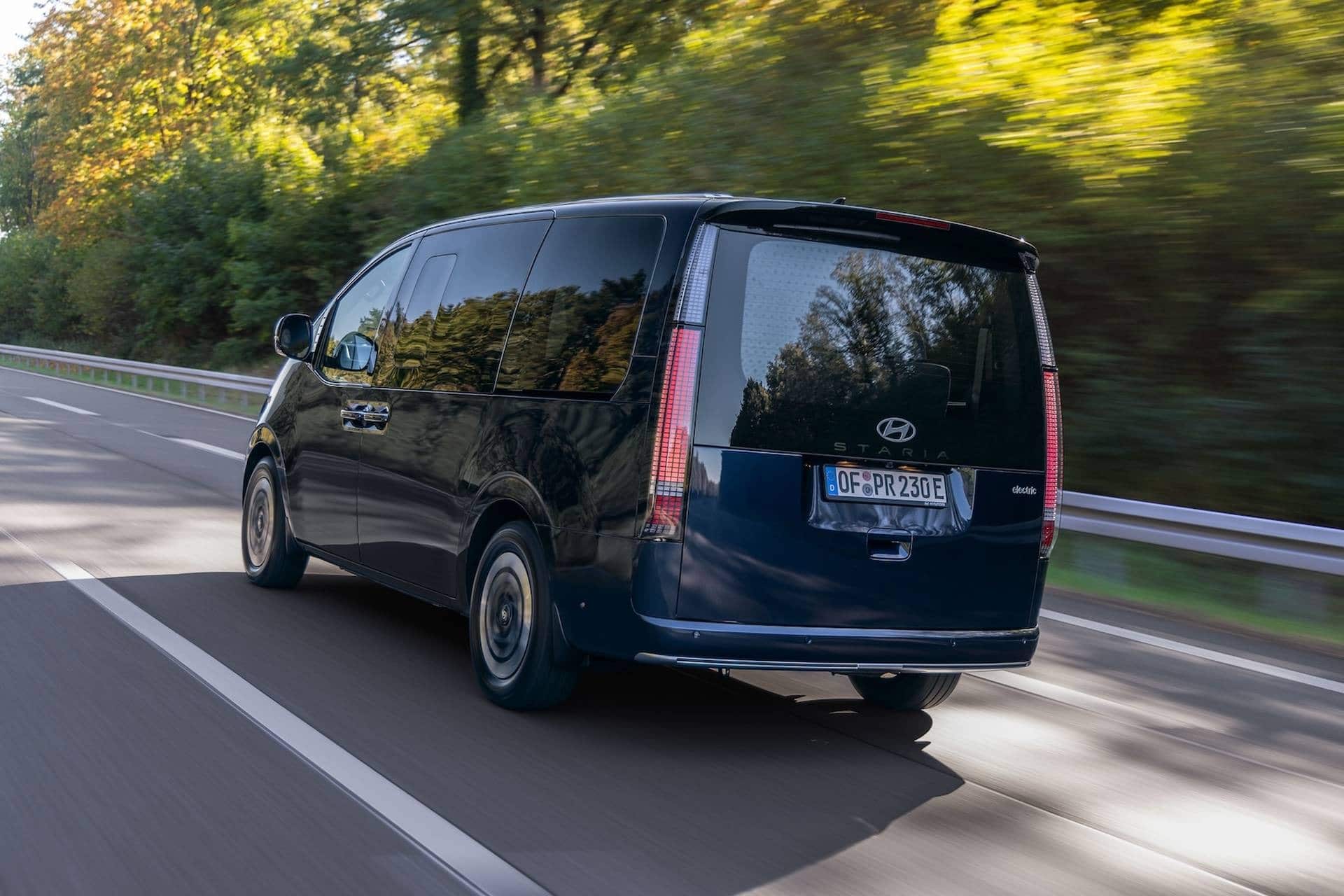 Hyundai Staria Electric: Το premium ηλεκτρικό βαν με 430 χλμ και φόρτιση σε 20'