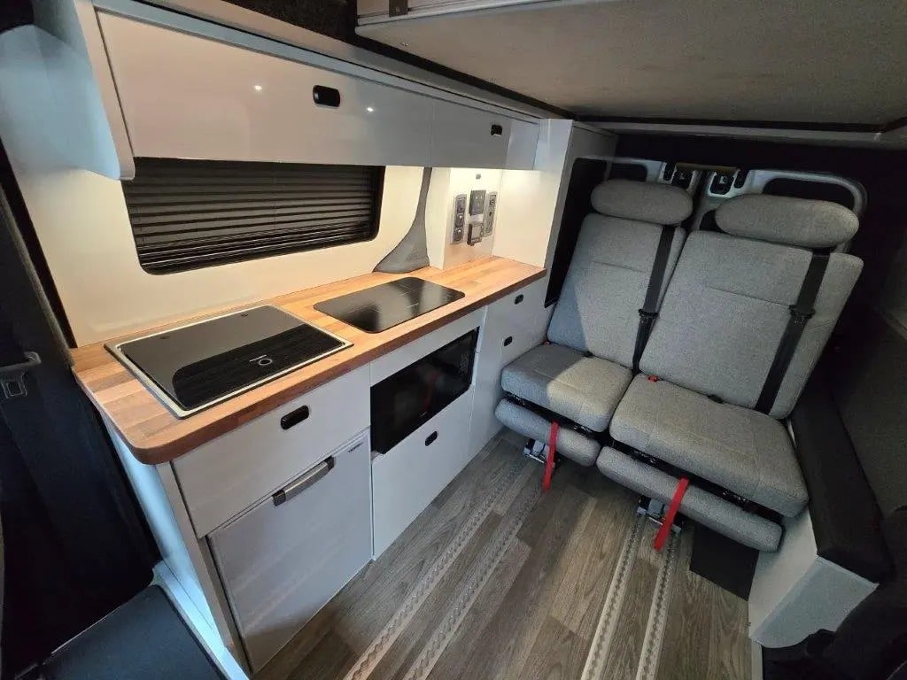 Kia PV5 i-Camper: Το ηλεκτρικό αυτοκινούμενο τροχόσπιτο με 2 διπλά κρεβάτια