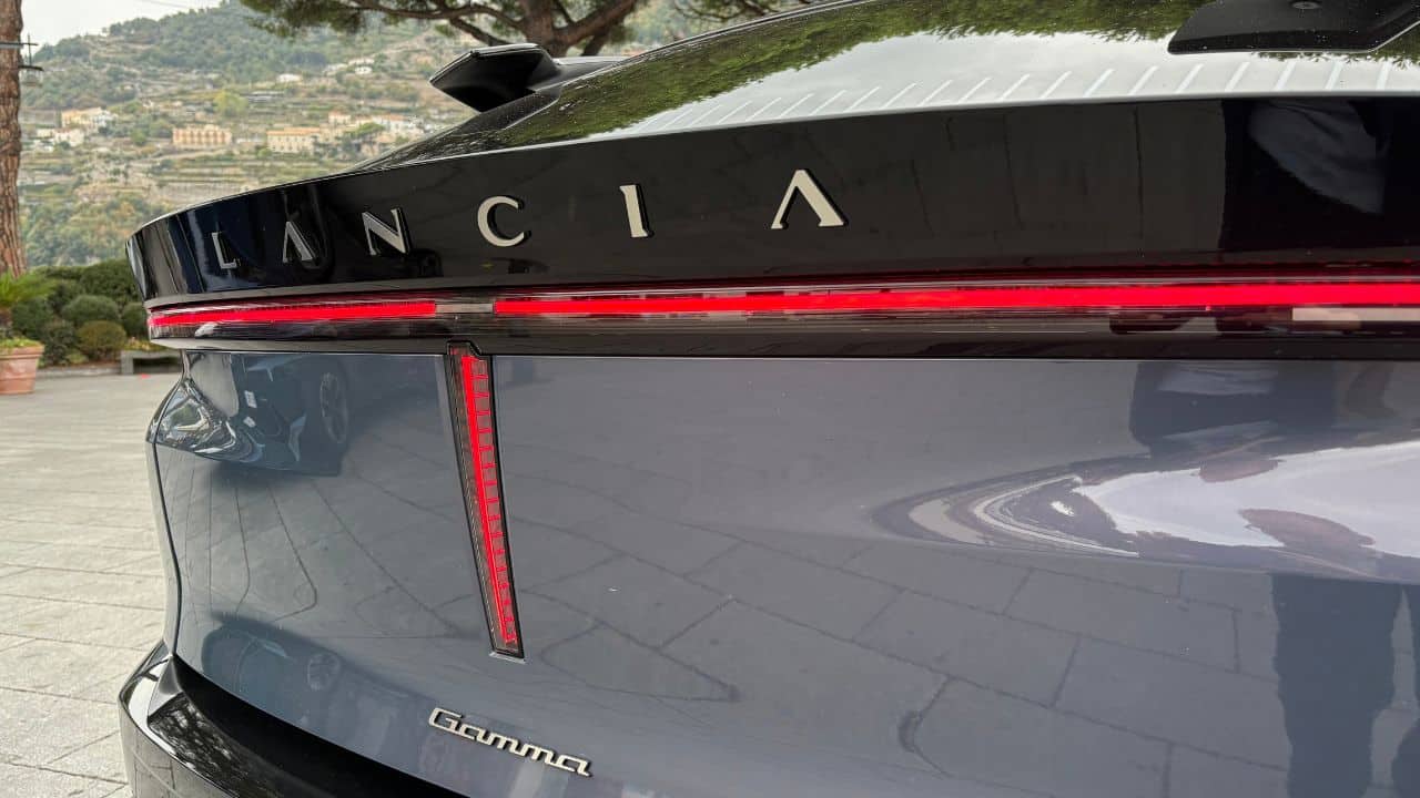 Lancia Gamma HF Integrale: Το ιταλικό ηλεκτρικό SUV που πετάει το γάντι στο Tesla Model Y