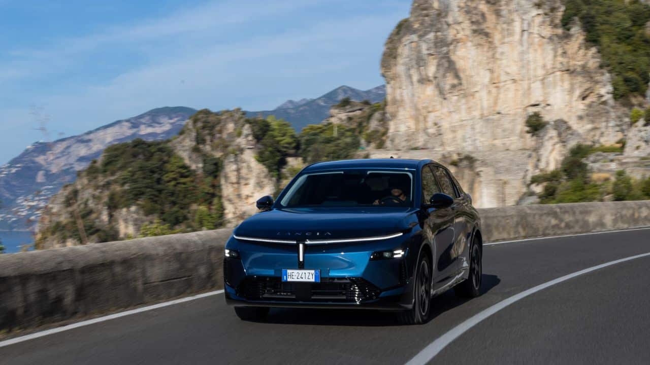 Lancia Gamma HF Integrale: Το ιταλικό ηλεκτρικό SUV που πετάει το γάντι στο Tesla Model Y