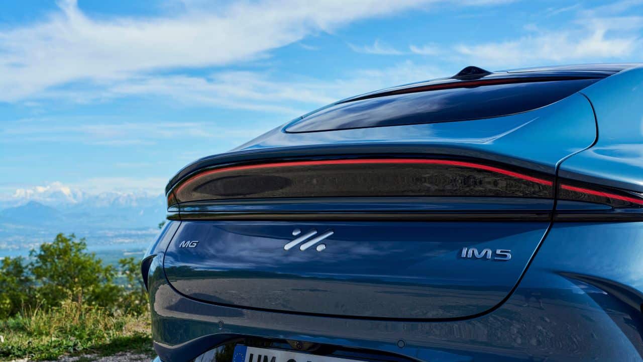MG IM5: Μπορεί το κινεζικό premium ηλεκτρικό να αμφισβητήσει τα γερμανικά πρότυπα;