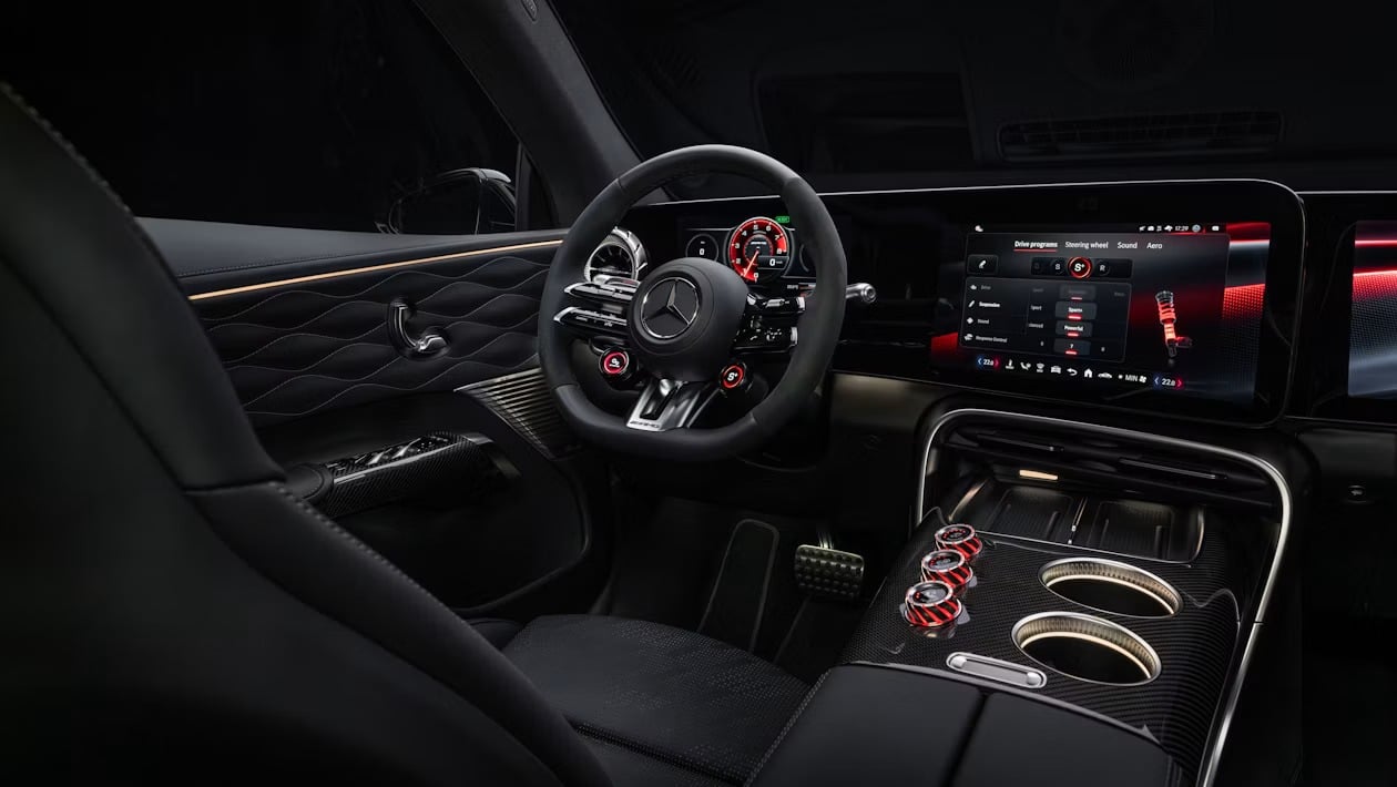 Νέο SUV Mercedes-AMG GT: Ο χειρότερος εφιάλτης της Porsche Cayenne είναι εδώ