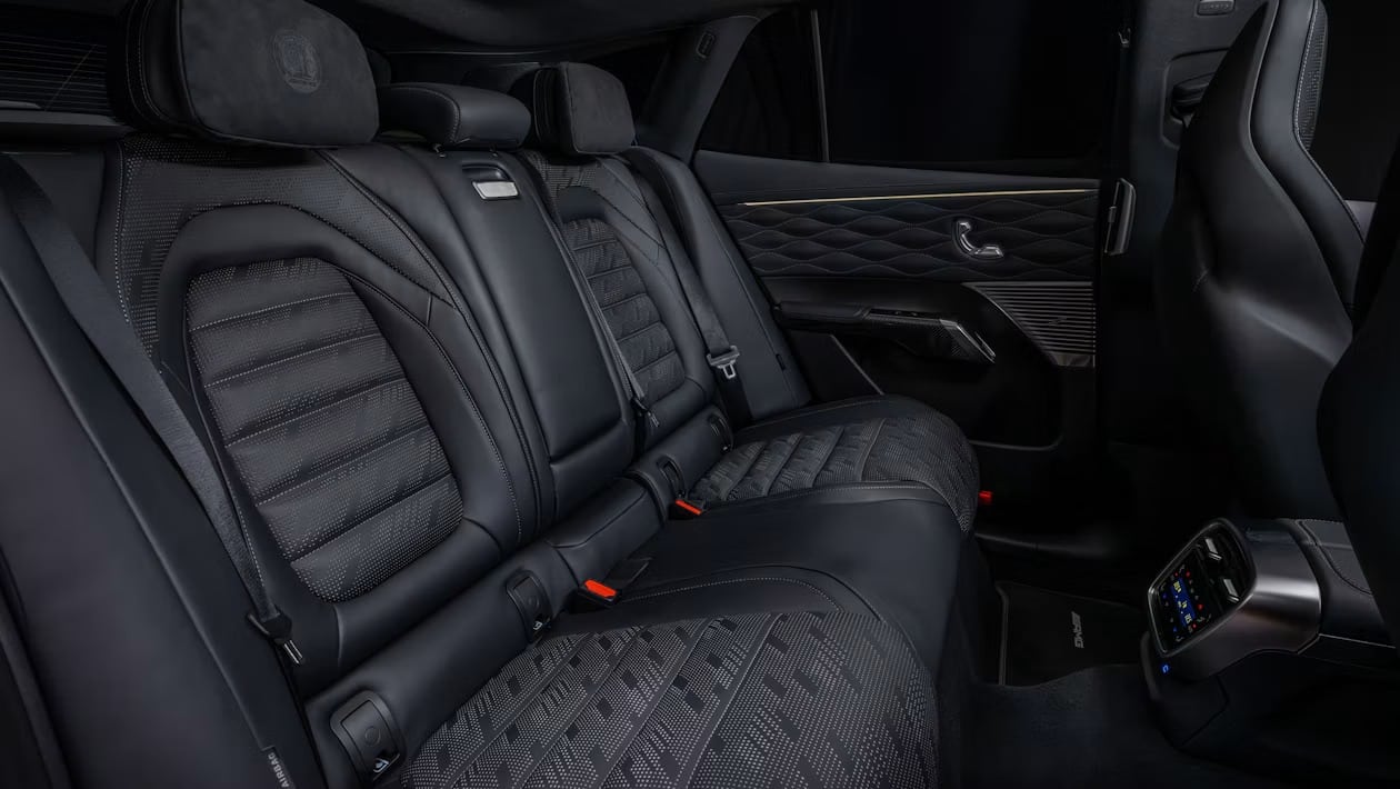 Νέο SUV Mercedes-AMG GT: Ο χειρότερος εφιάλτης της Porsche Cayenne είναι εδώ