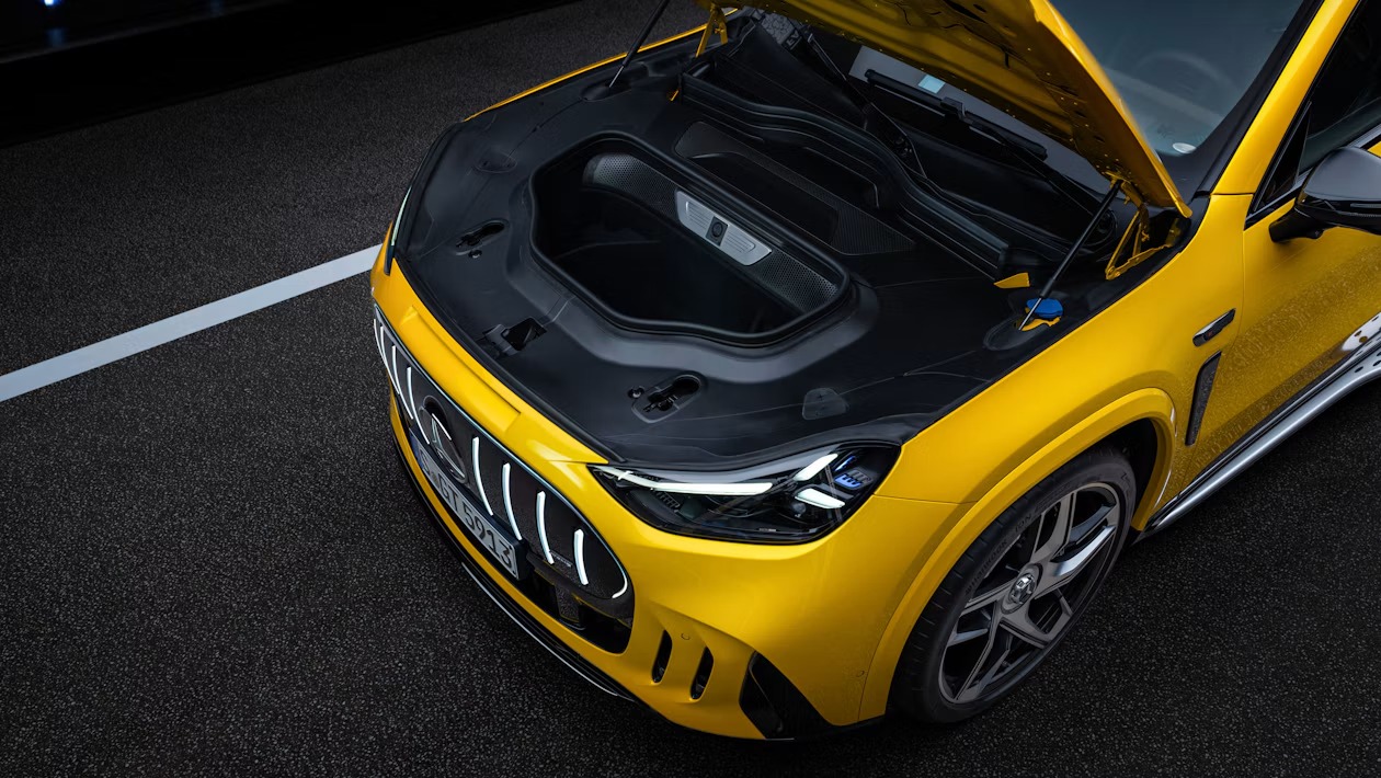 Νέο SUV Mercedes-AMG GT: Ο χειρότερος εφιάλτης της Porsche Cayenne είναι εδώ