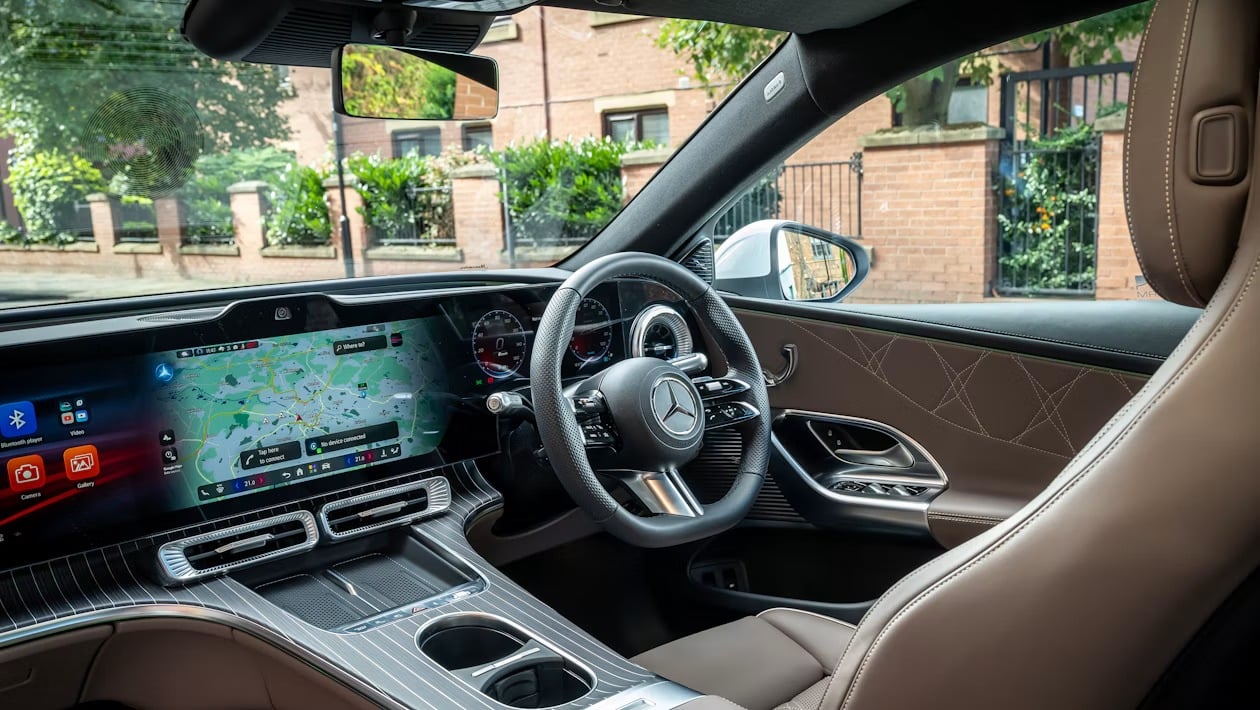 Η Mercedes C-Class έγινε ηλεκτρική – Δείτε πόσα χιλιόμετρα βγάζει