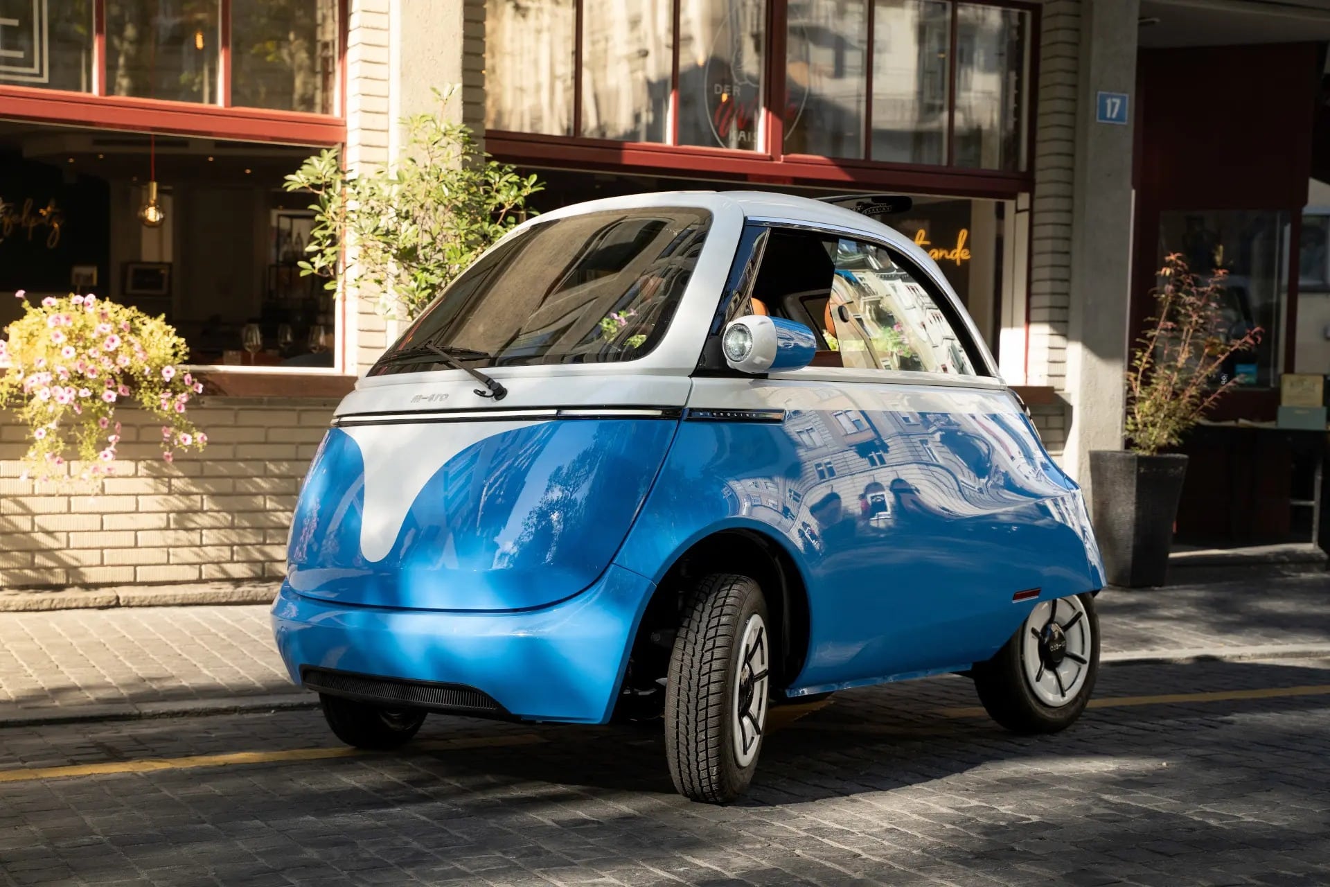Microlino 55 Edition: Το συλλεκτικό ηλεκτρικό των €26.990 με μόλις 55 αντίτυπα