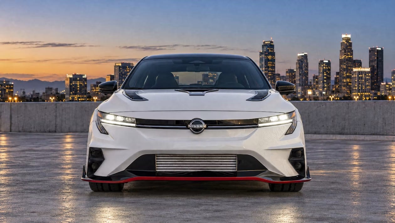 Nissan, φτιάξ' το! Το Sentra των 295 PS είναι ό,τι λείπει από τη γκάμα της
